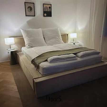 Apartman Doors Living Family Iv *